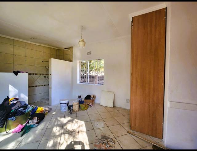 3 BEDROOM HOUSE FOR SALE IN THREE RIVERS